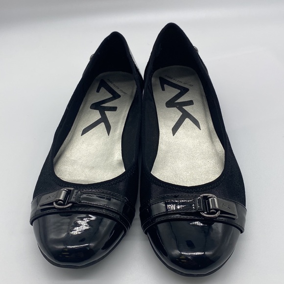 Ann Klein women’s sport flats shoes size 9M - Picture 2 of 4